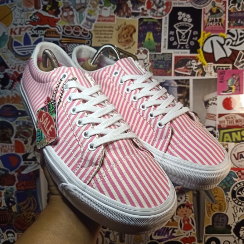 Vans court store icon pink