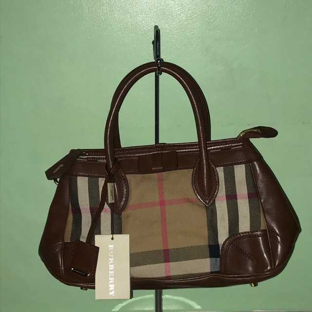 Old style burberry online handbags