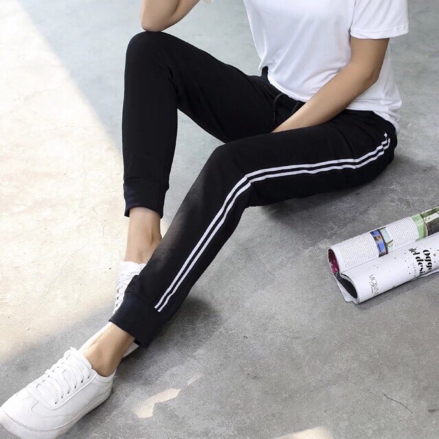 black jogger pants for women