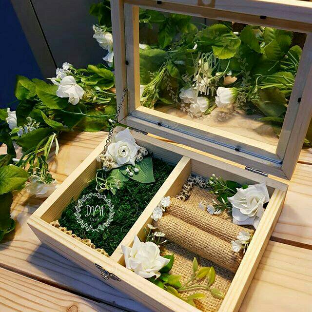KAYU Jewel box glass partition 2 (wood) | Shopee Philippines