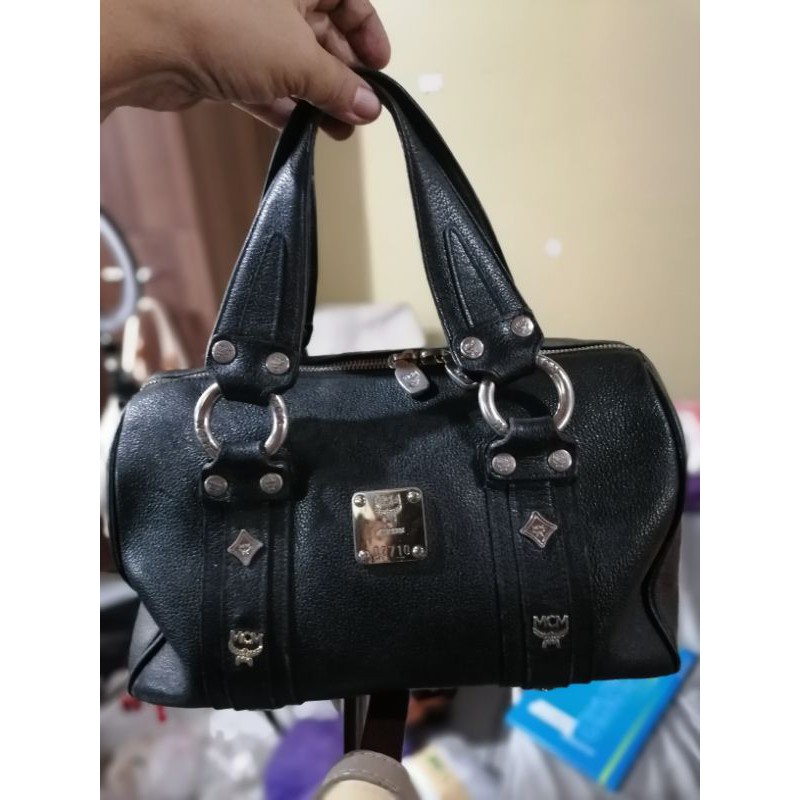 mcm doctors bag black price