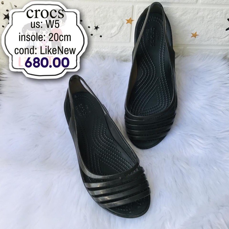 W5 discount crocs size