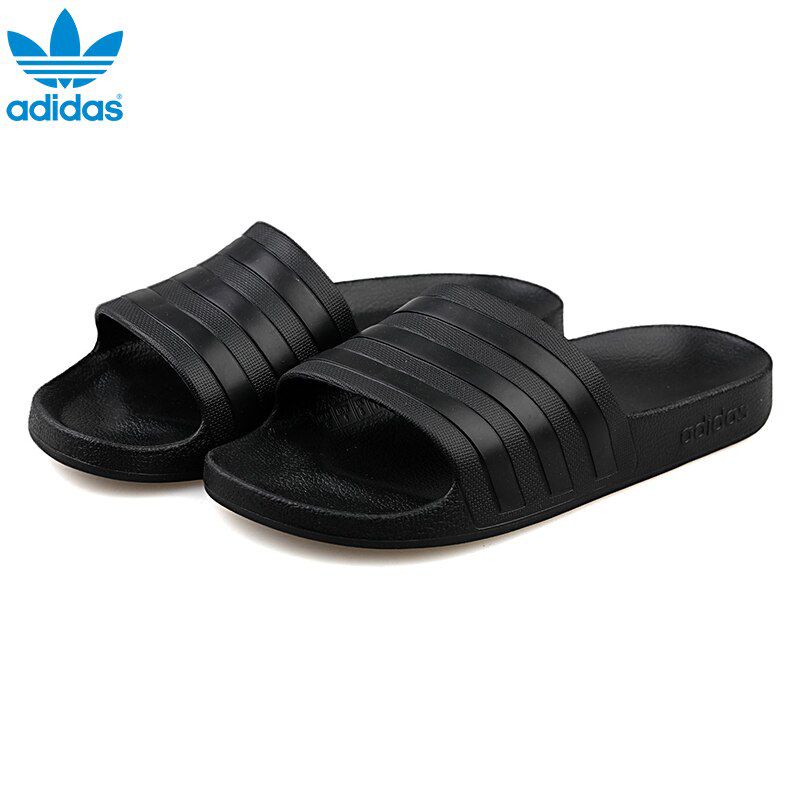 Adilette discount triple black