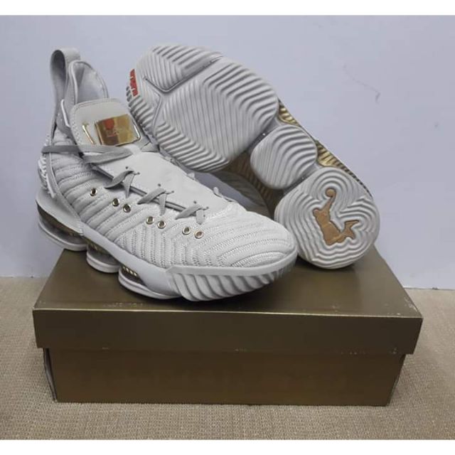 Lebron 16 best sale harlem fashion row