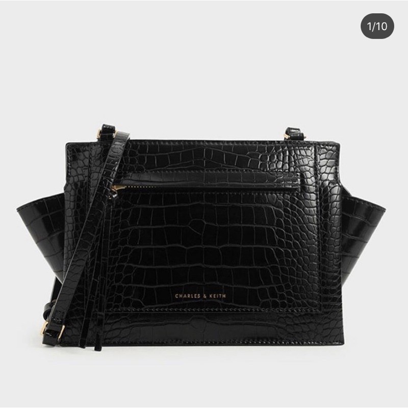 Charles and keith best sale croc effect trapeze bag