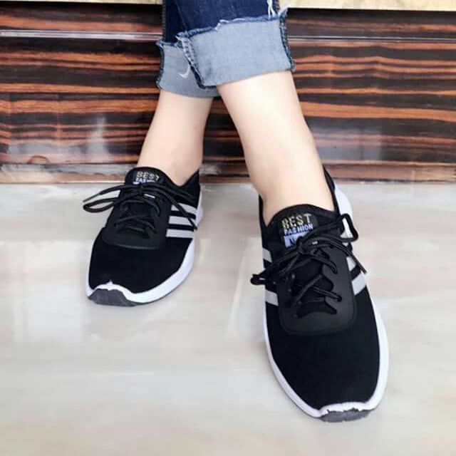 Black rubber cheap shoes for girl