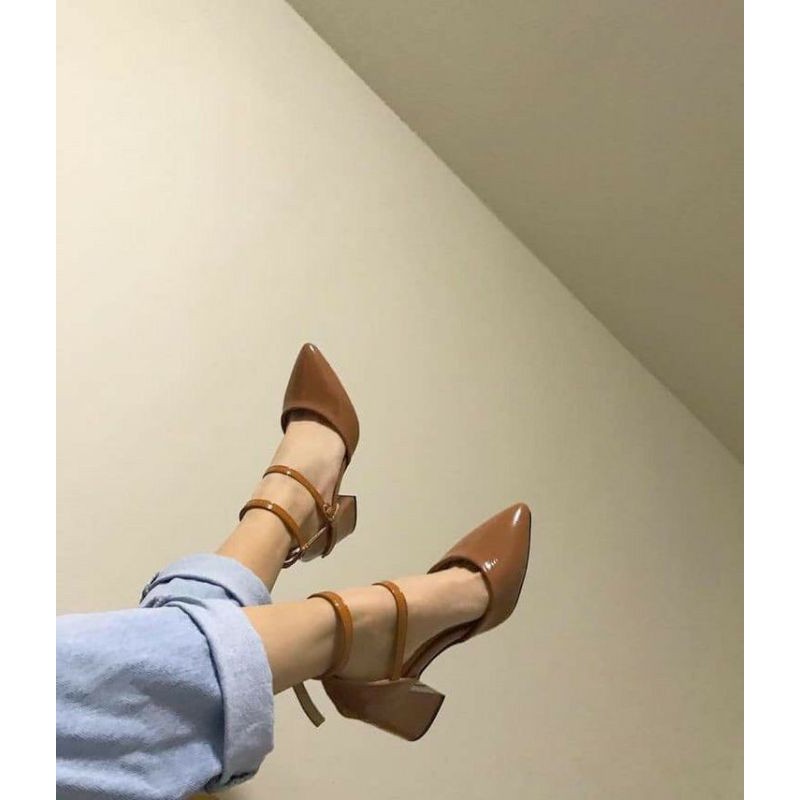 Pointed Closed Toe Heels 2 Inches Only