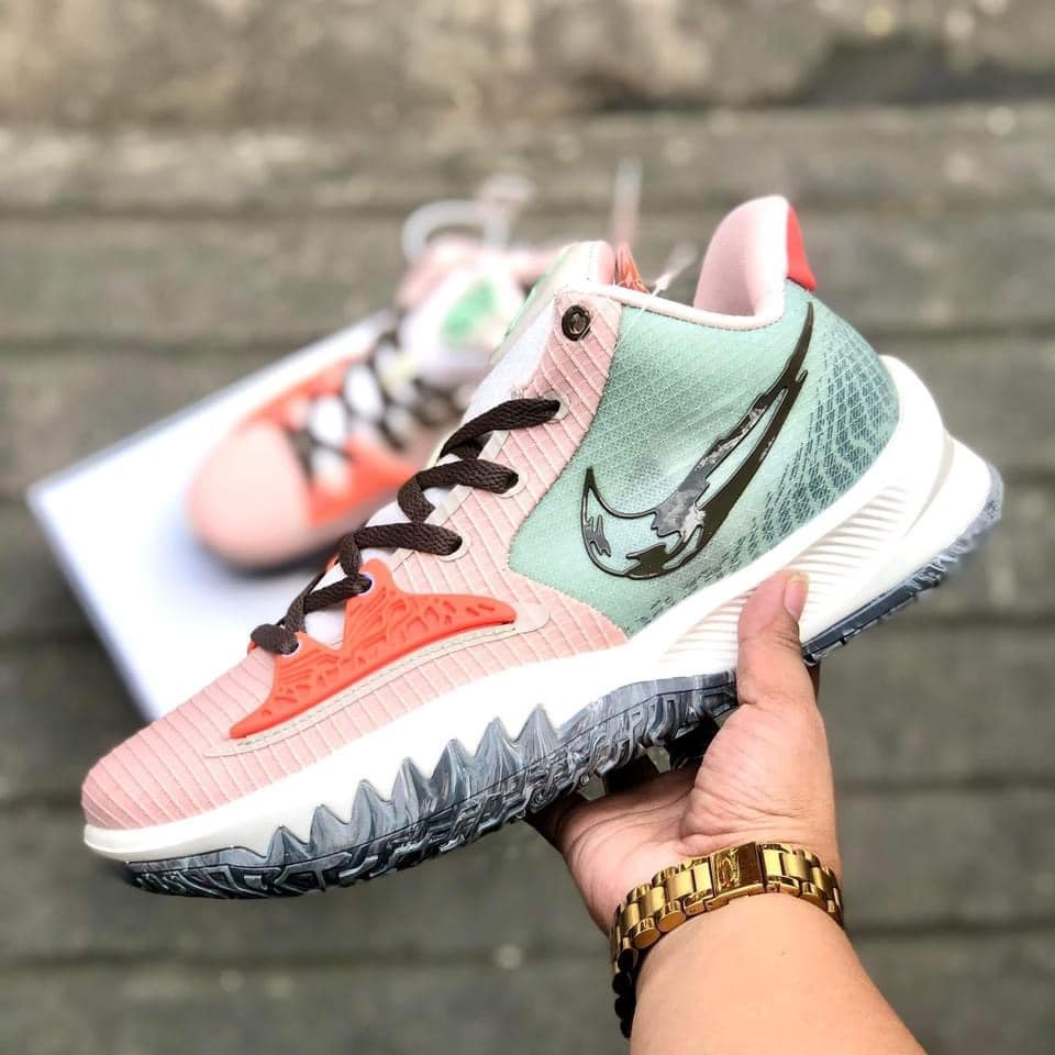 KYRIE LOW 4 PEACH GREEN