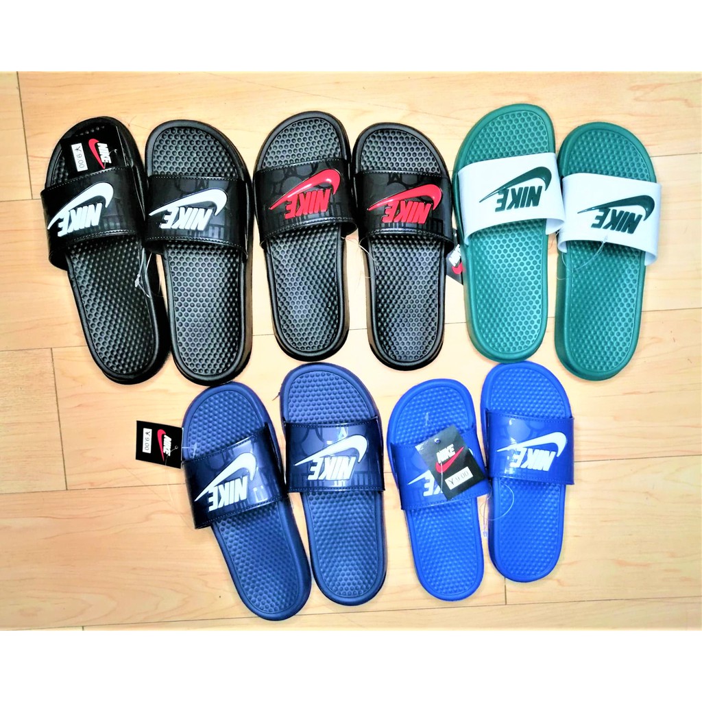 Nike hot sale slippers design