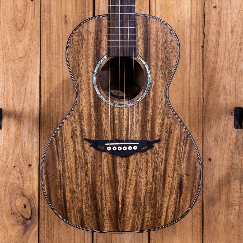 Ukulele – Ferangeli Guitar Handcrafter