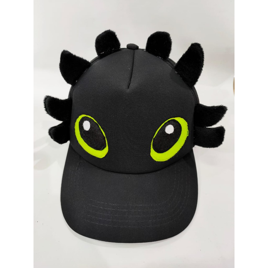 Toothless hat store