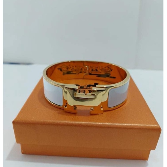 Stainless steel Big type Bangle elegant to wear and classy look ...