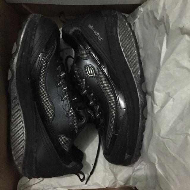 Skechers shape ups on sale 39