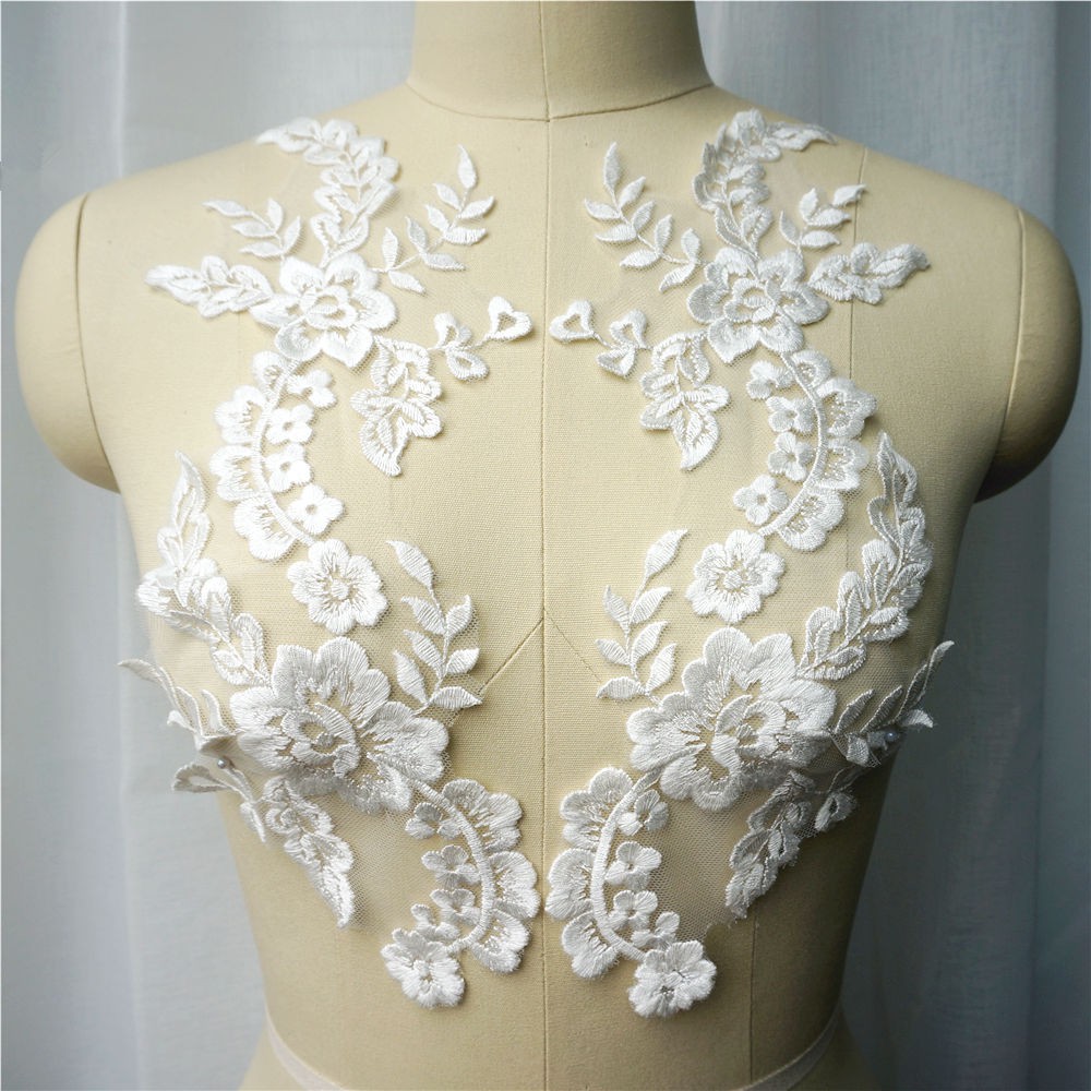 2Pcs White Embroidery Lace Applique Flower Fabric Sew Collar Patch