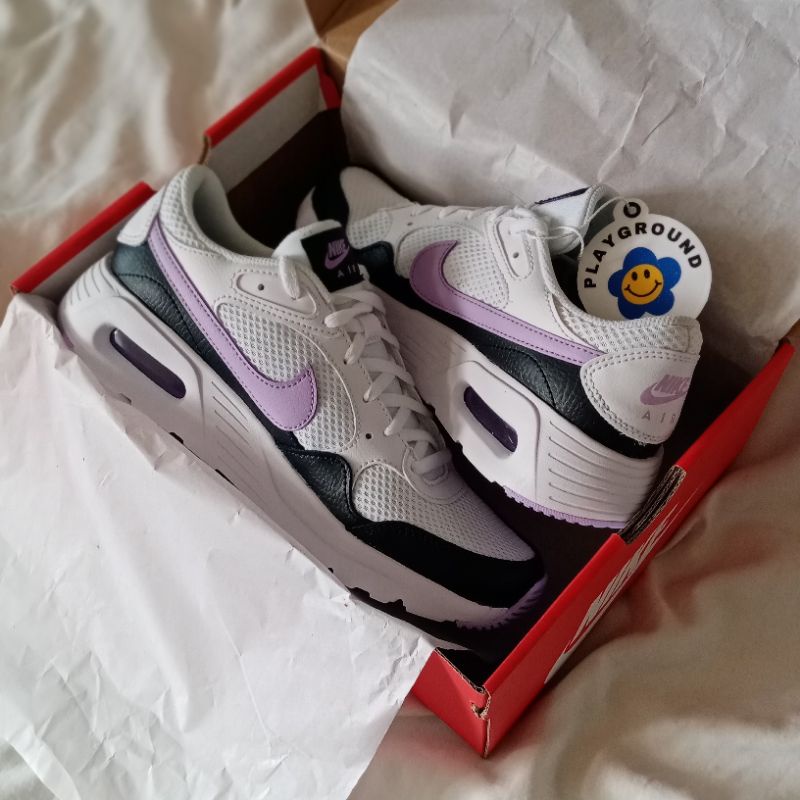 Nike air outlet purple and white