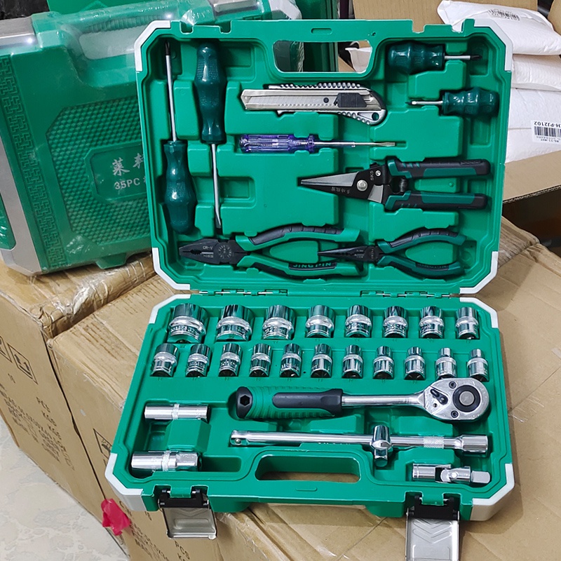 82 pcs automotive tools set for motorcycle/car flyman torque Socket