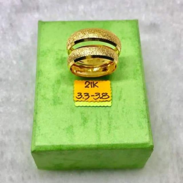 Wedding ring deals saudi gold 21k