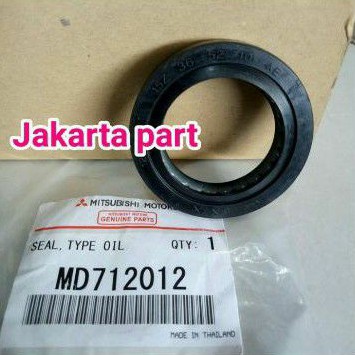 Transfer seal oil seal Front tranfer oil seal triton kb7t 2.800 L200 ...