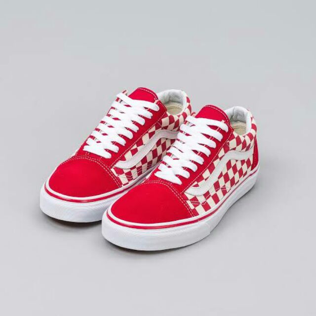 Old skool red clearance and white checkerboard vans