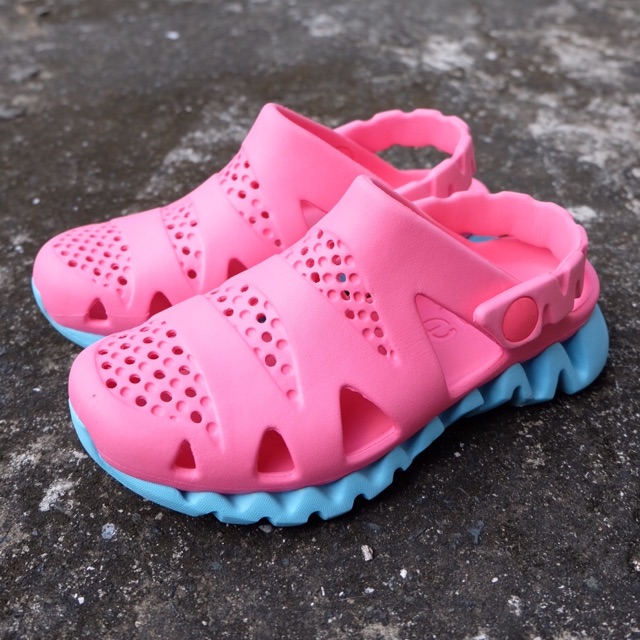 Reebok clog online sandal