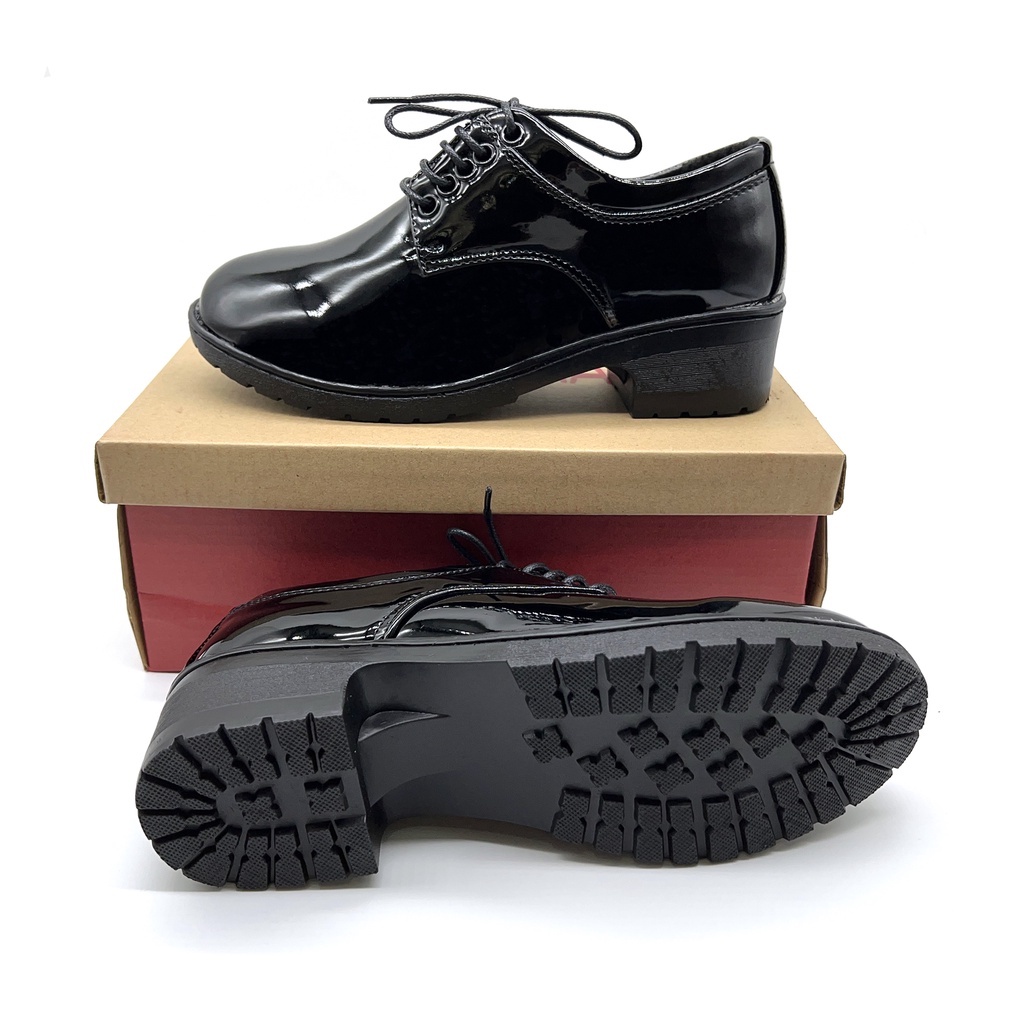 Cool hot sale school shoes