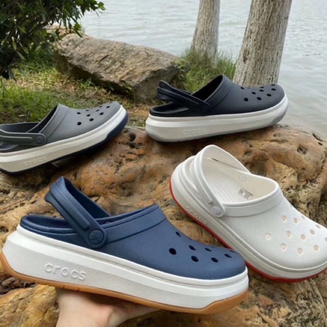 Crocs full best sale force on feet