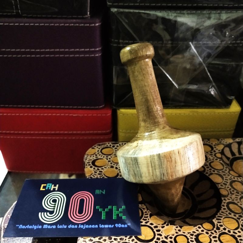 Plain ACACIA Wood GASING model WITHOUT ROPE. Traditional Spinning Top ...