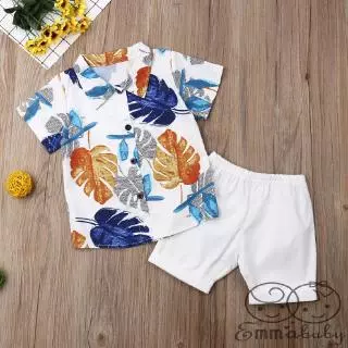 2pcs Baby Boy All Over Letter Print Short-sleeve Button Up Shirt and Solid Shorts Set