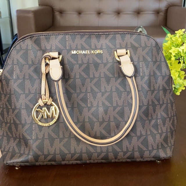 Michael kors sale alma bag