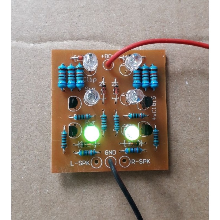 Clip indicator Light signal Marker Light power amplifier clip indicator