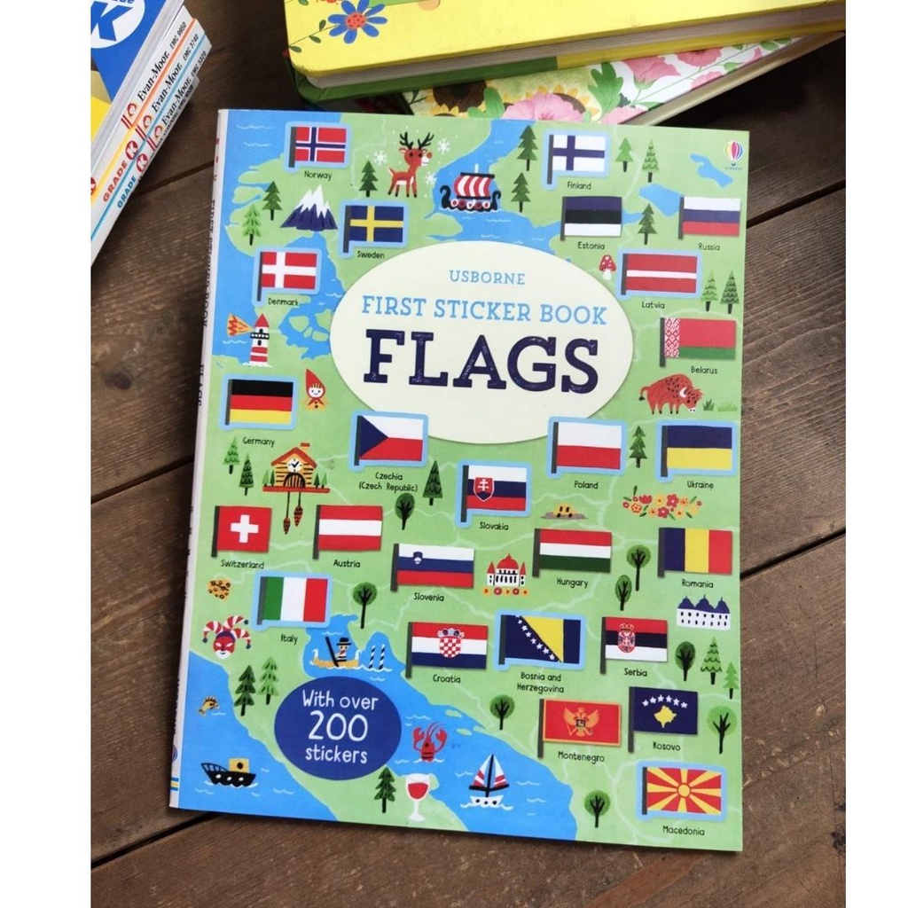 Usborne First Sticker Book (flags) 