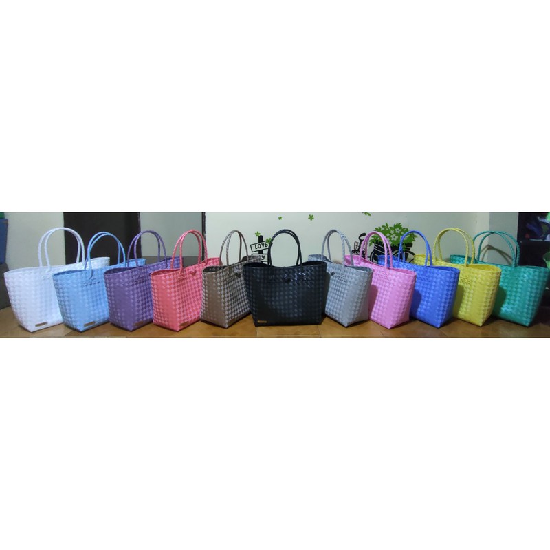 Plastic Bayong Bag Hard Woven Materials single center lock