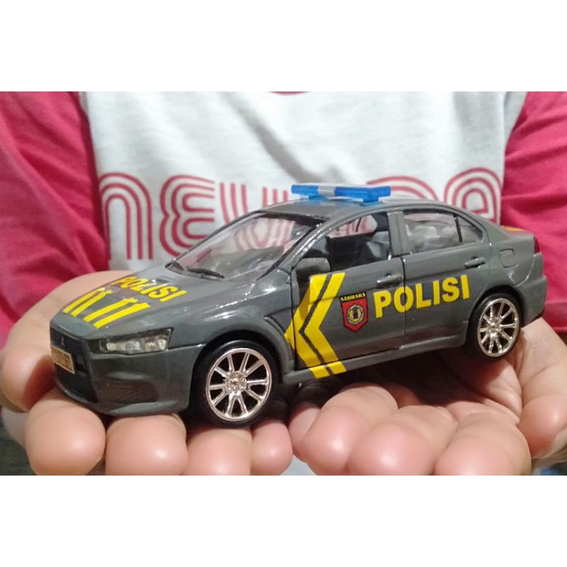 Diecast Mitsubishi Lancer Evo X custom Indonesian Police sabhara Scale