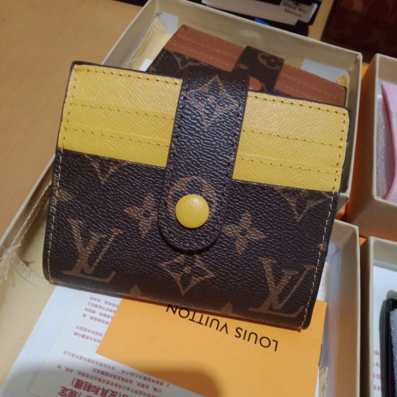 Lv wallet code hot sale