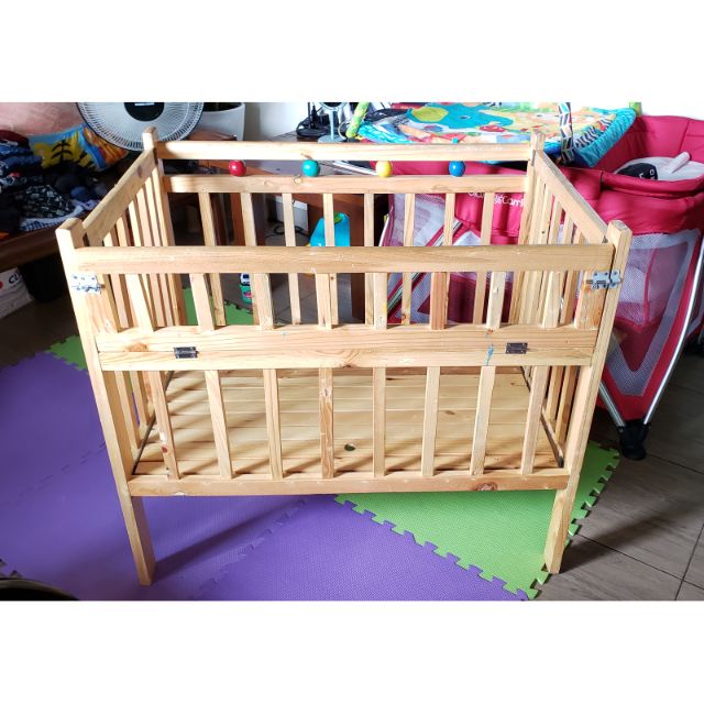 Folding shop wooden crib