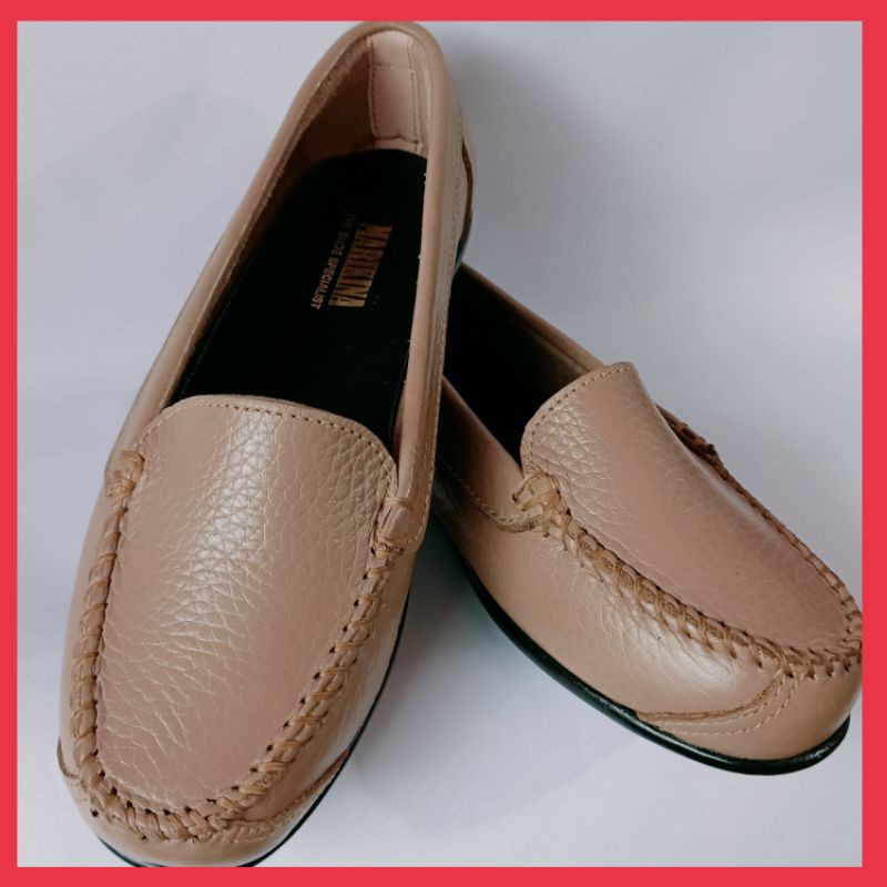 PLAIN BEIGE Marikina Made Fashionable Genuine Leather Driving Flat Shoes  for Women Loafers Topsiders