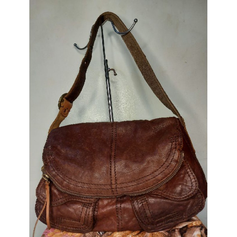 Lucky brand leather discount bag