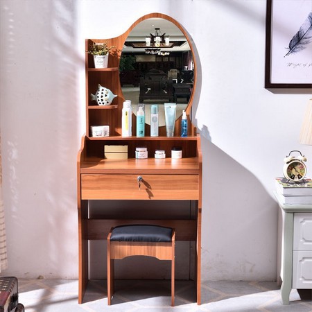 Little dresser on sale with mirror