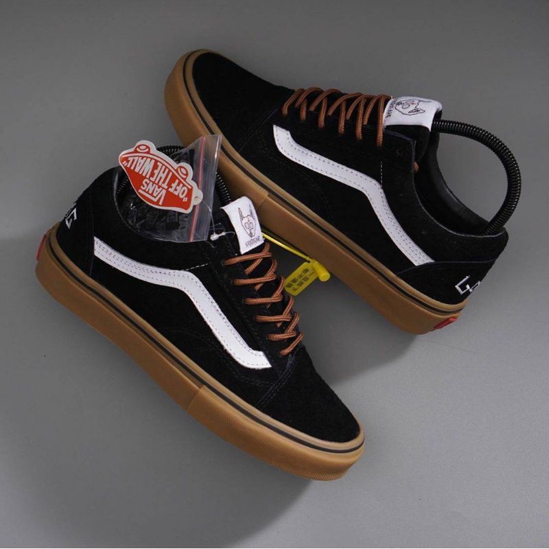 PRIA Vans OLD SKOOL PRO S GOLF BLACK GUM PREMIUM IMPORT MADE IN CHINA Men s Shoes Shopee Philippines