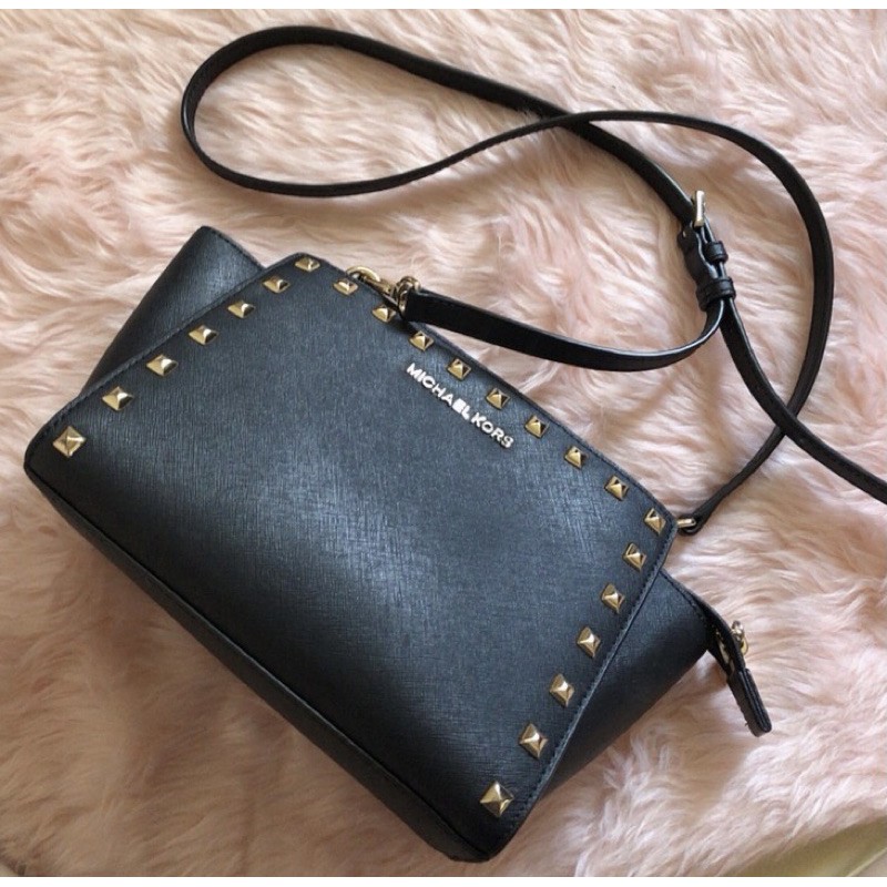 Mk selma studded clearance messenger