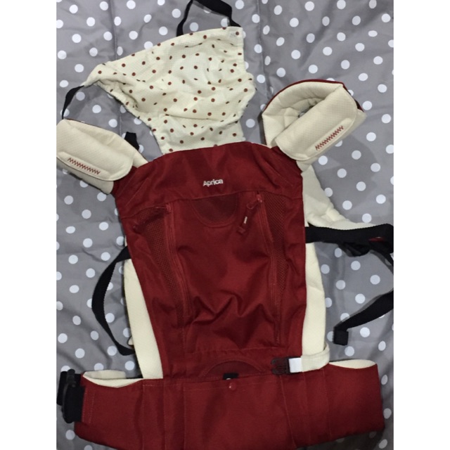 Aprica shop baby carrier