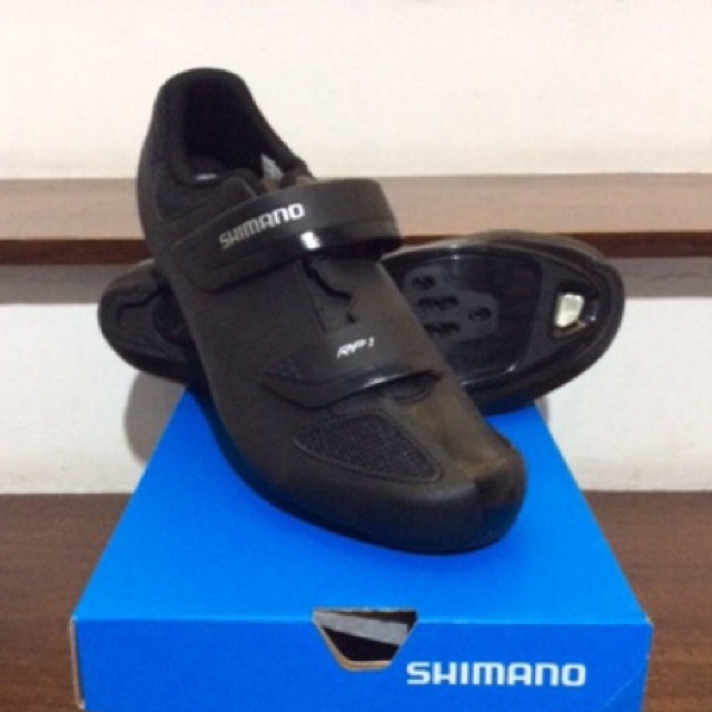 Shimano RP1 road shoes