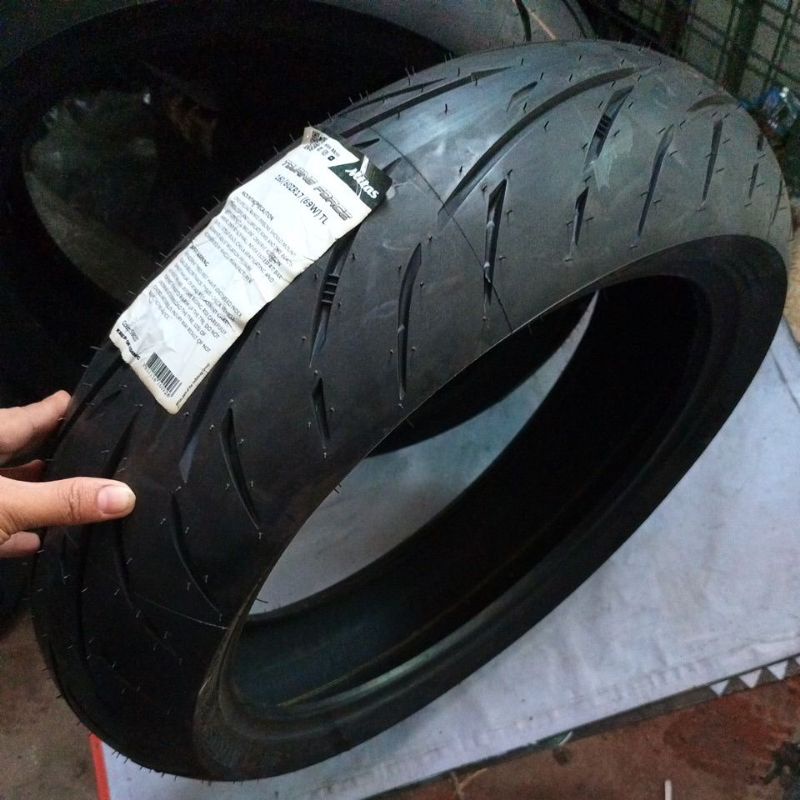 Bridgestone BATTLAX T31 FRONT 120/60 ZR17 55 W ab 92,28 € | rradreifen online kaufen