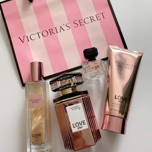 Victoria's secret love online star