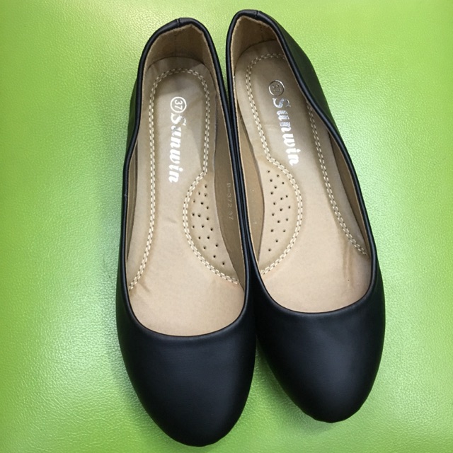 Doll store shoes black