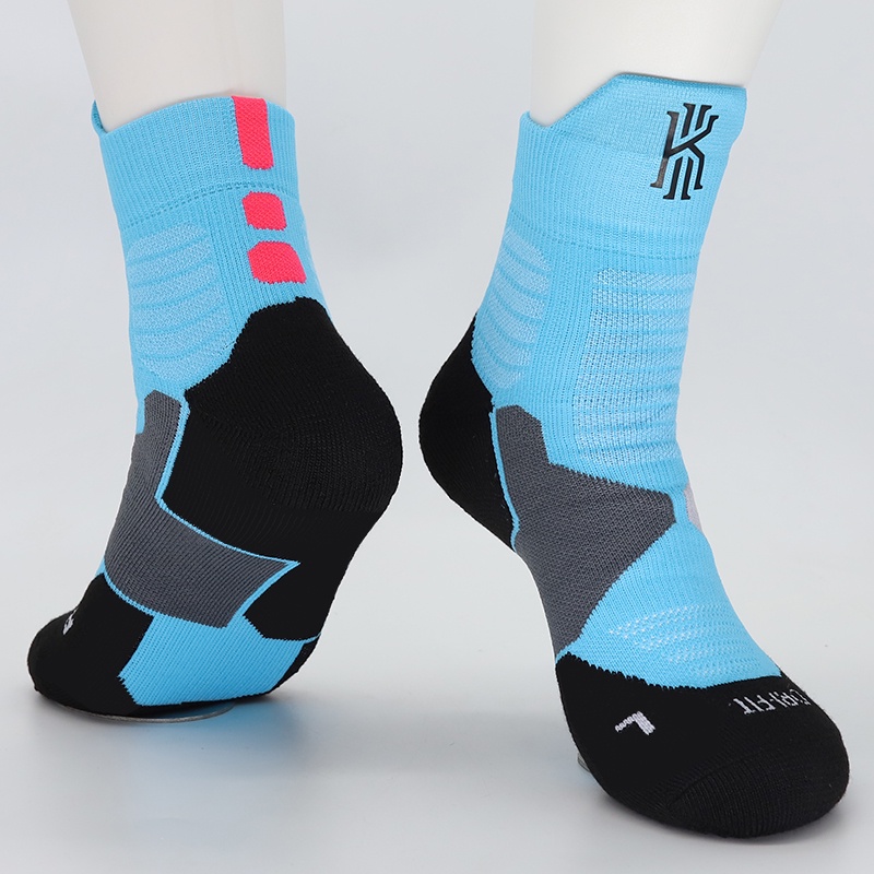 Nike kyrie socks deals