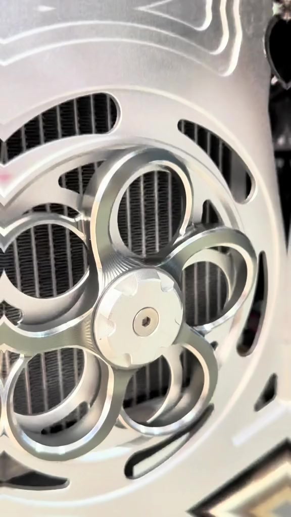 ARM Radiator Cover Windmill Full CNC 2-Color Spinner Design For ADV 160 ...