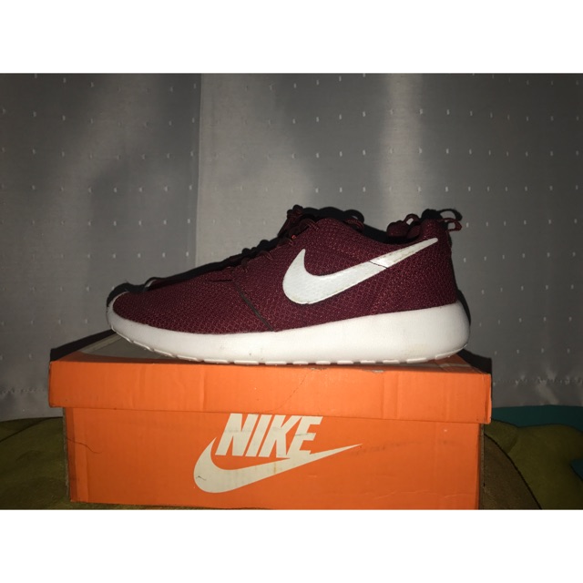 Nike roshe cheap one maroon