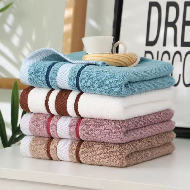 Victoria Excellent Quality Bath Towel Checkered Design Blue White Maroon Brown