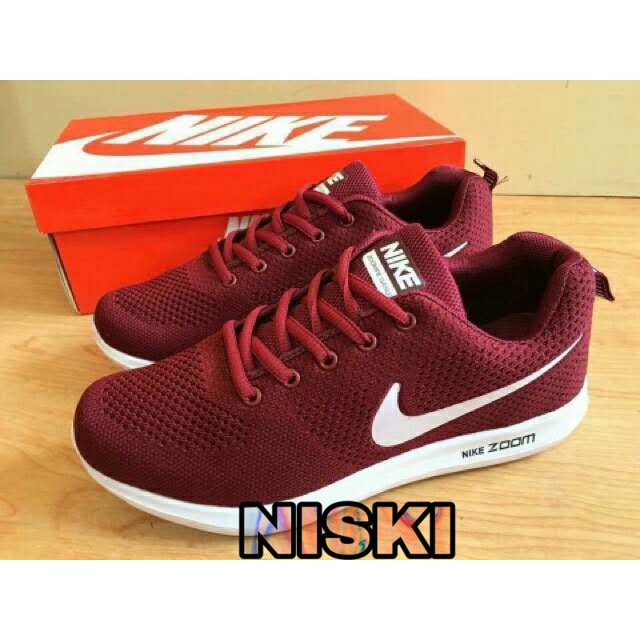 Nike 2024 maroon slippers